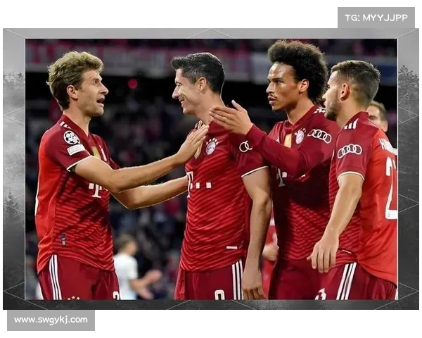 拜仁足球俱乐部战略调整与未来发展方向的全面分析与展望 拜仁足球俱乐部战略调整与未来发展方向的全面分析与展望